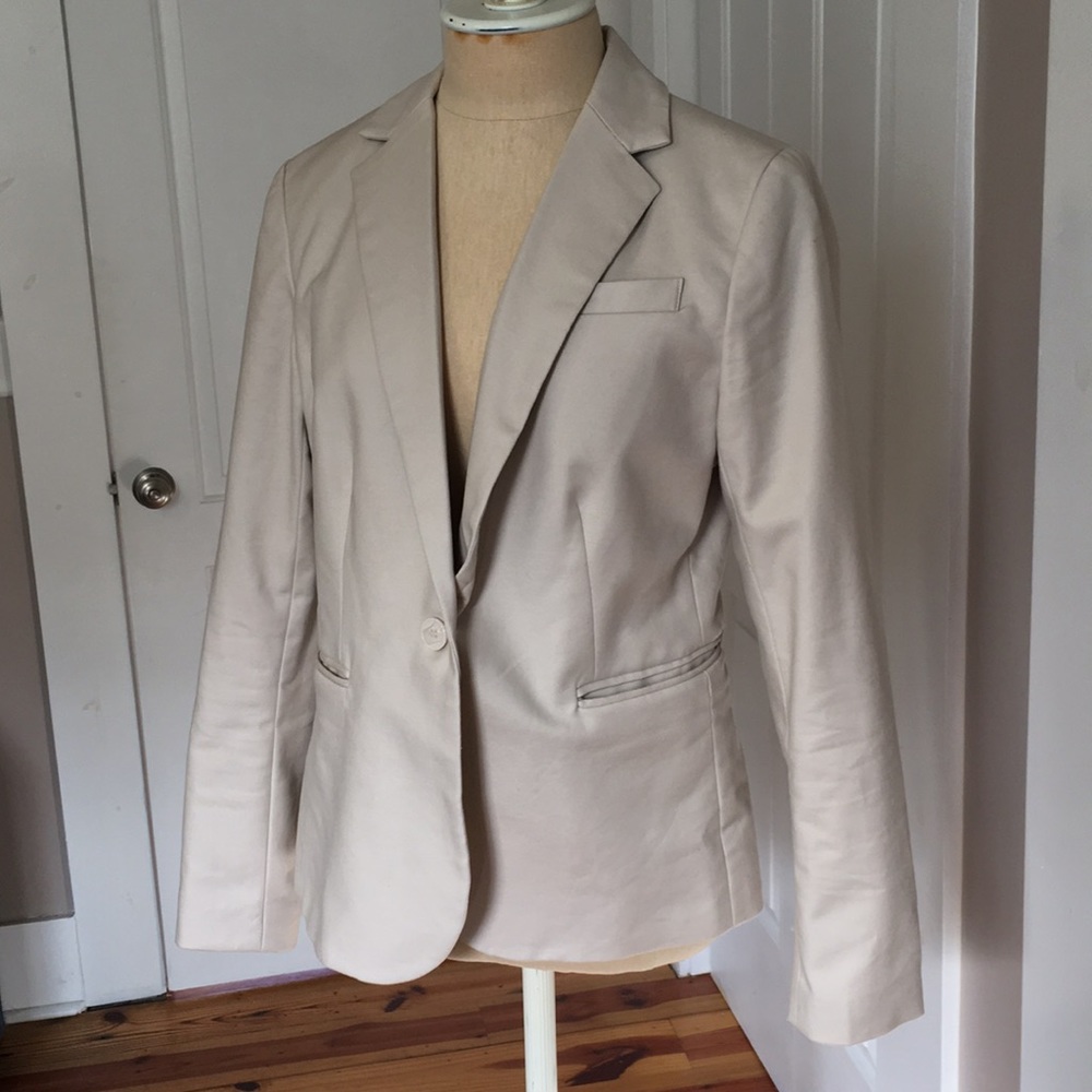 Dalia Beige Blazer